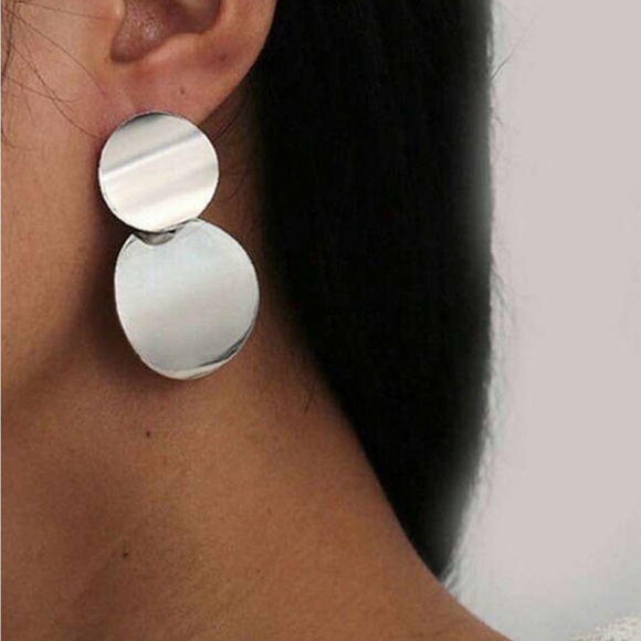 NEW!! Modern Silver Double Disc Statement Earrings - Picture 1 of 4